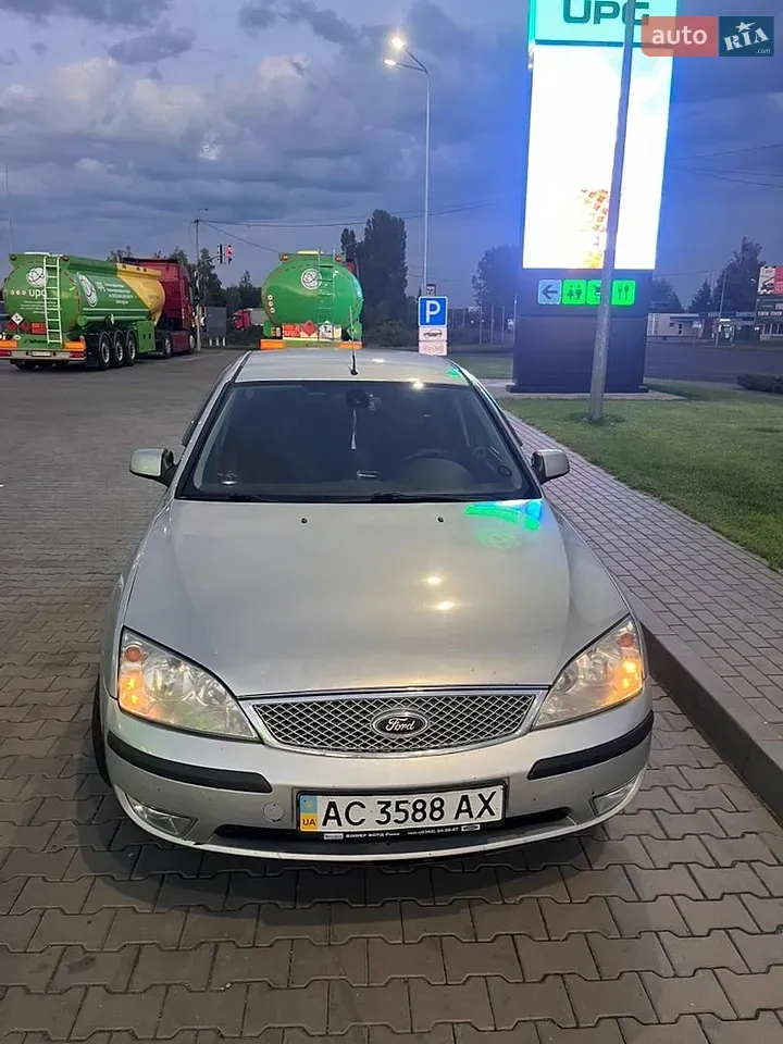Ford Mondeo 2004 photo 2