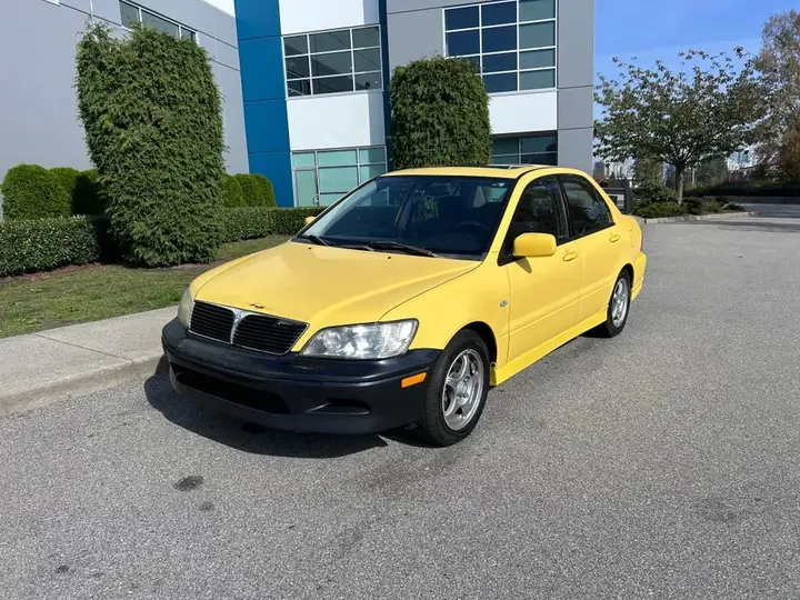 Mitsubishi Lancer 2003 photo 2