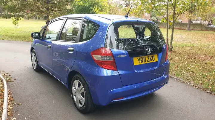Honda Jazz 2011 photo 4