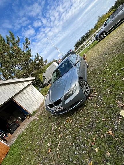 BMW 320I 2005 photo 2