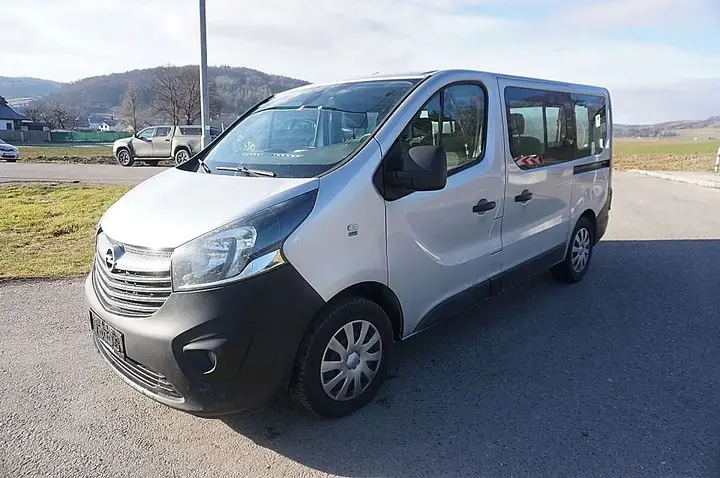 Opel Vivaro 2016 photo 3