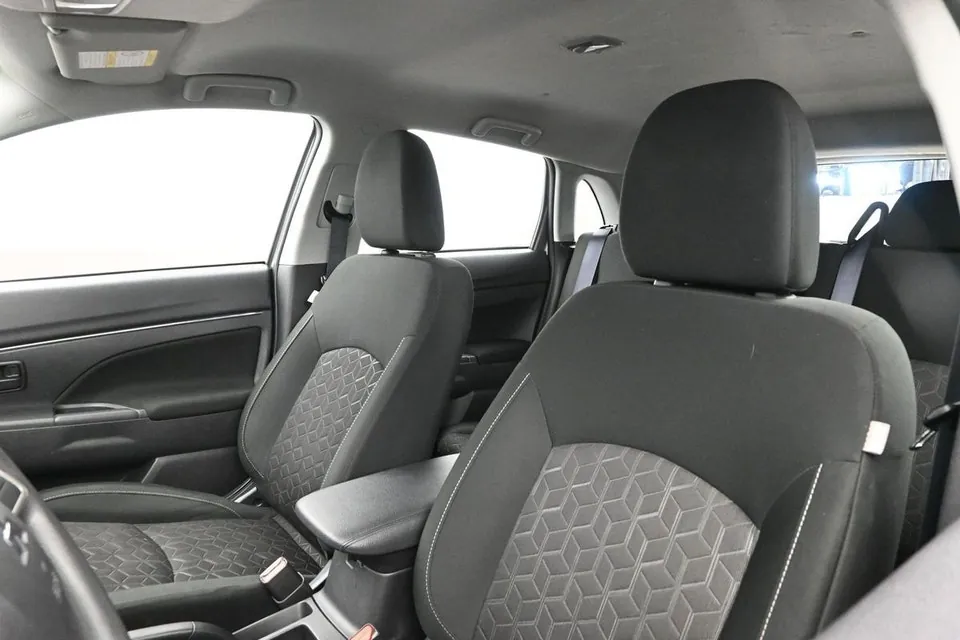 Mitsubishi Rvr 2024 photo 4