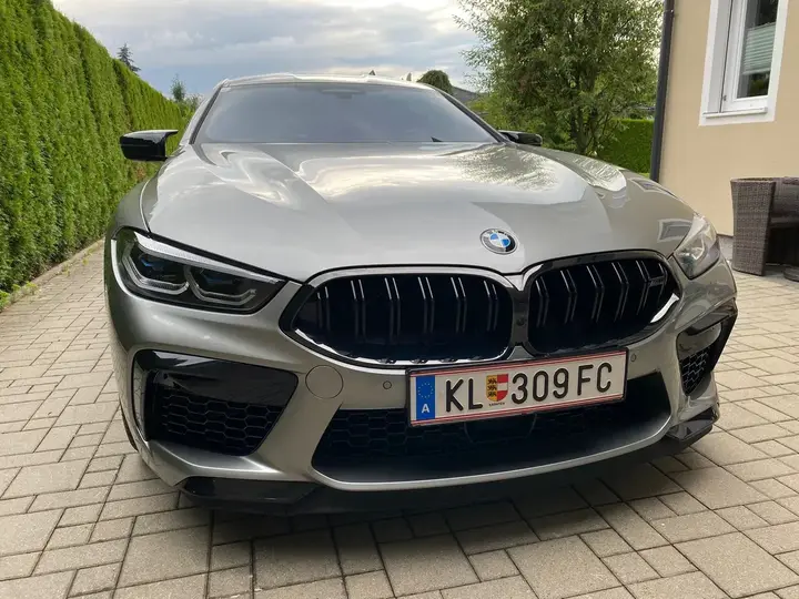 BMW 8 Series 2021 photo 2