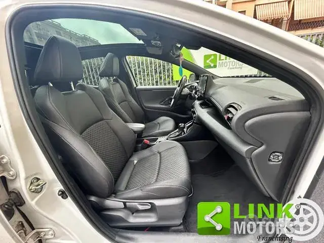 Toyota Yaris 2020 photo 4