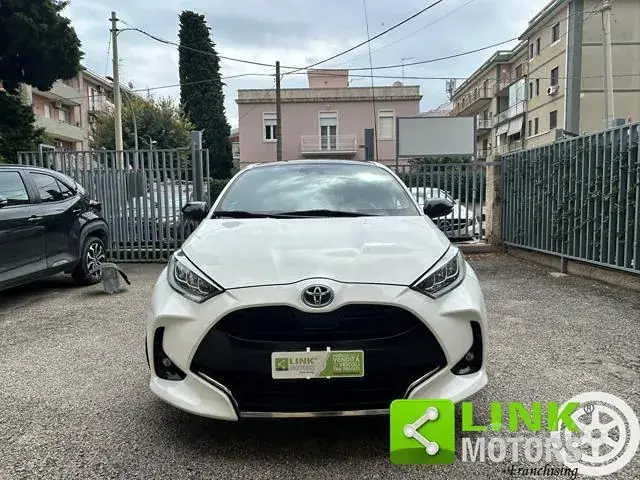 Toyota Yaris 2020 photo 3