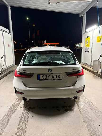 BMW 330E 2021 photo 3