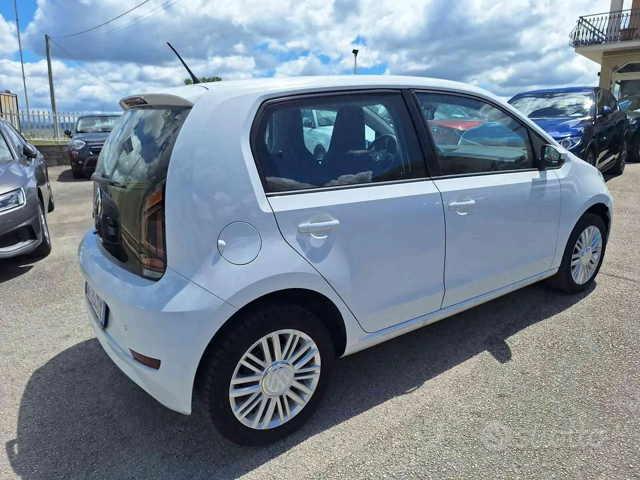 Volkswagen Up 2022 photo 5