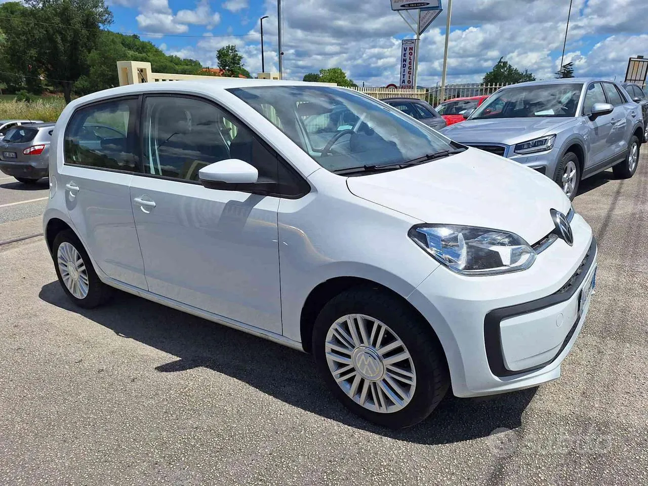 Volkswagen Up 2022 photo 3