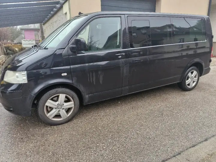 Volkswagen T5 2009 photo 3