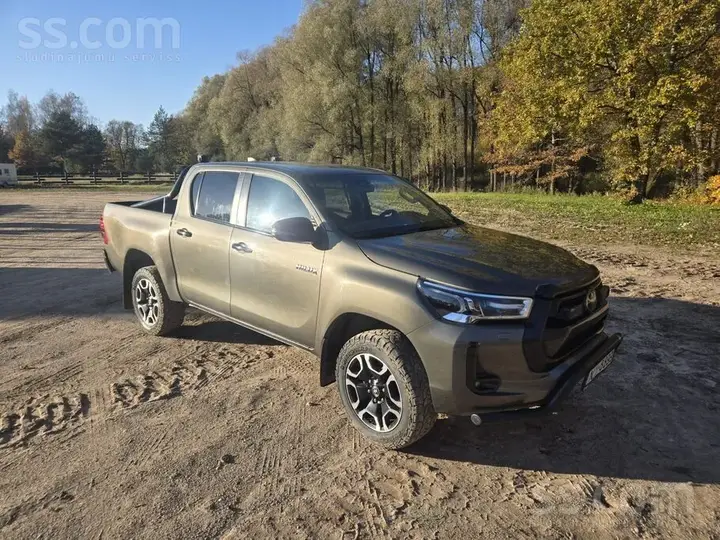 Toyota Hilux