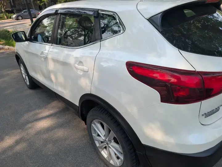 Nissan Qashqai 2018 photo 3