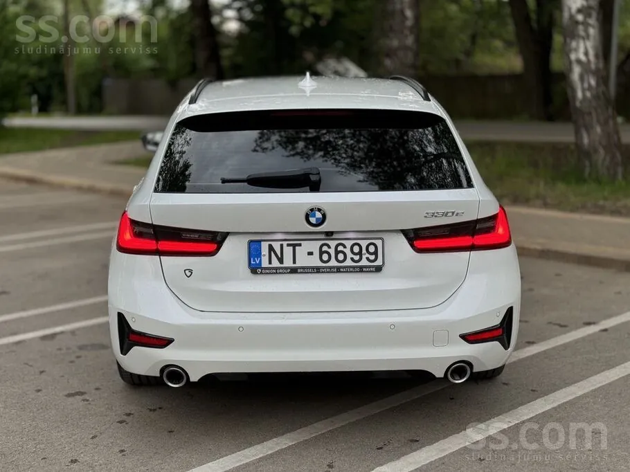 BMW 330E 2021 photo 5
