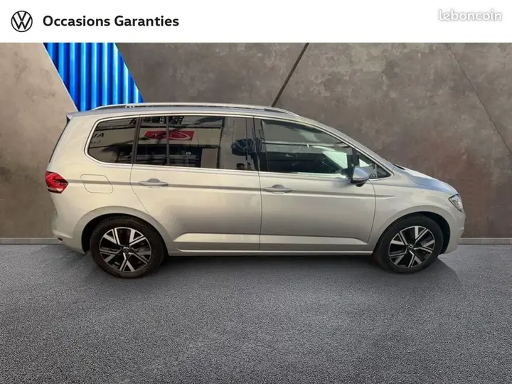 Volkswagen Touran 2023 photo 5