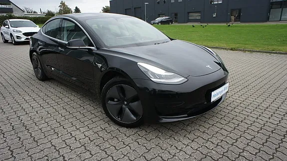 Tesla Model 3 2020 photo 3