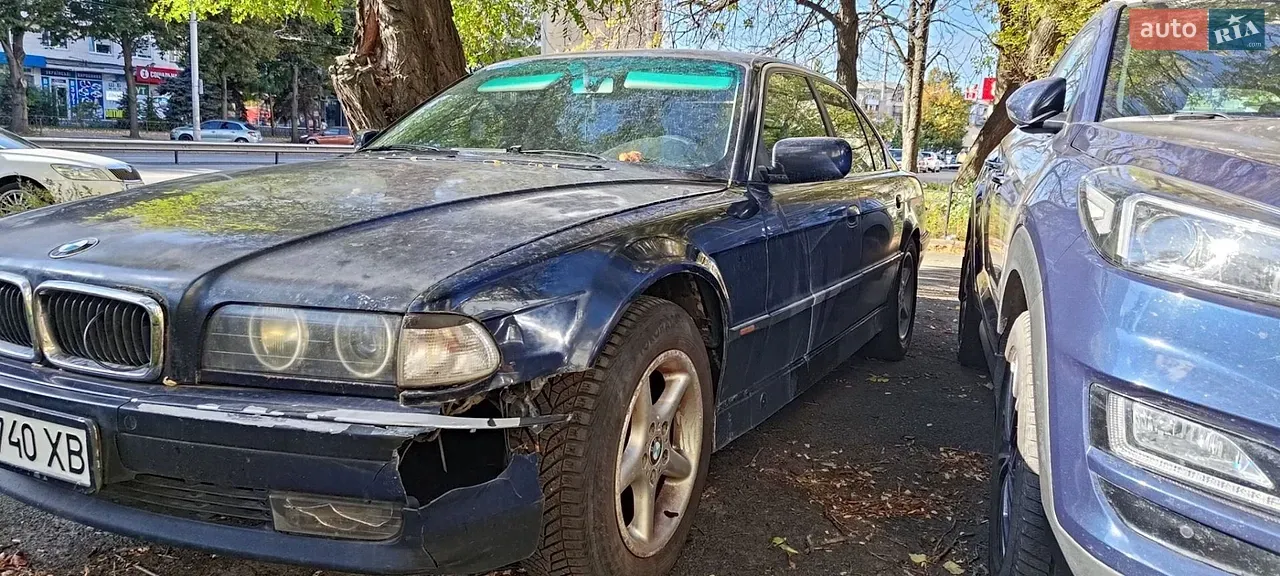 BMW 7 Series 1996 photo 4