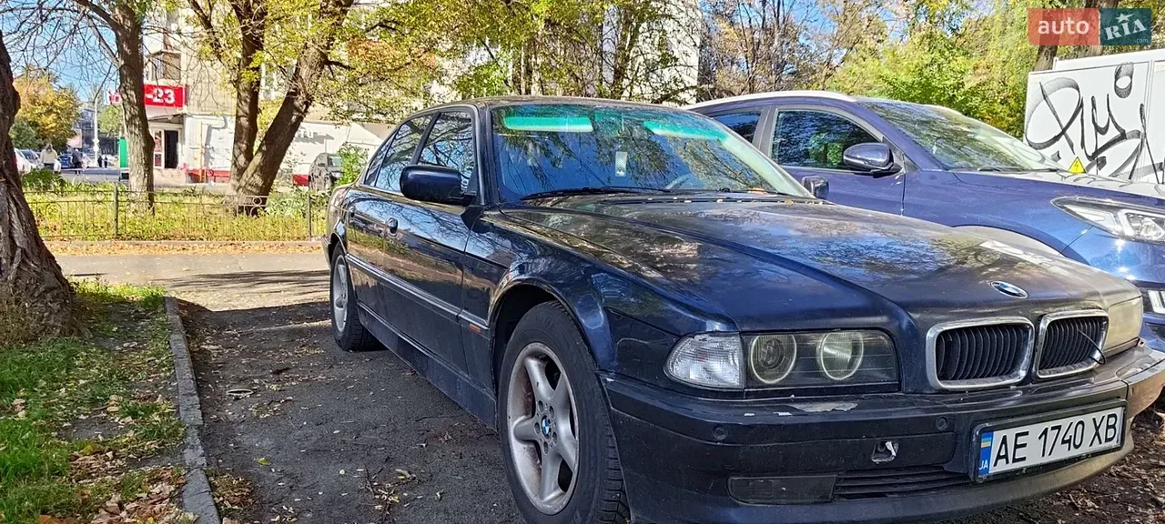 BMW 7 Series 1996 photo 2