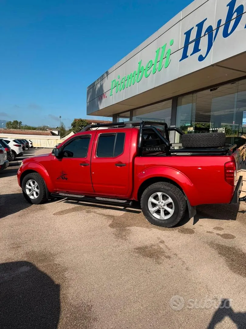 Nissan Navara 2010 photo 3