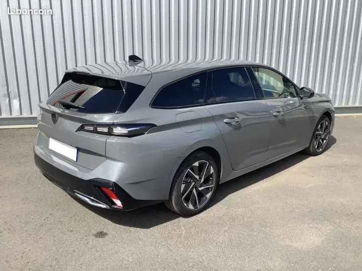 Peugeot 308 2025 photo 5