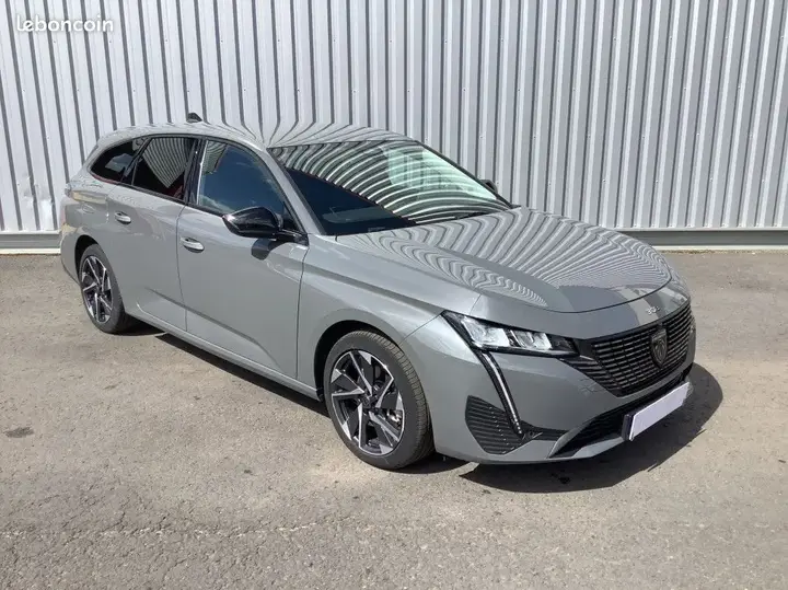 Peugeot 308 2025 photo 3