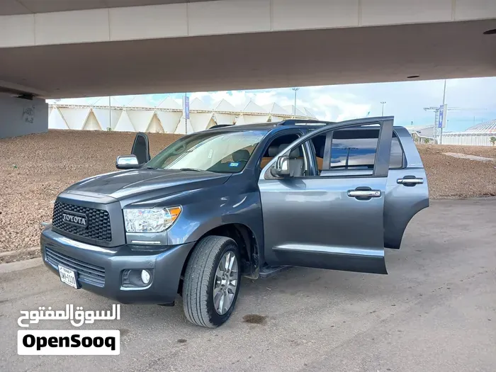 Toyota Sequoia