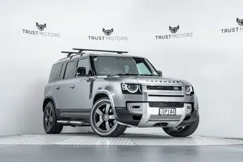 Land Rover Defender 2021 photo 2