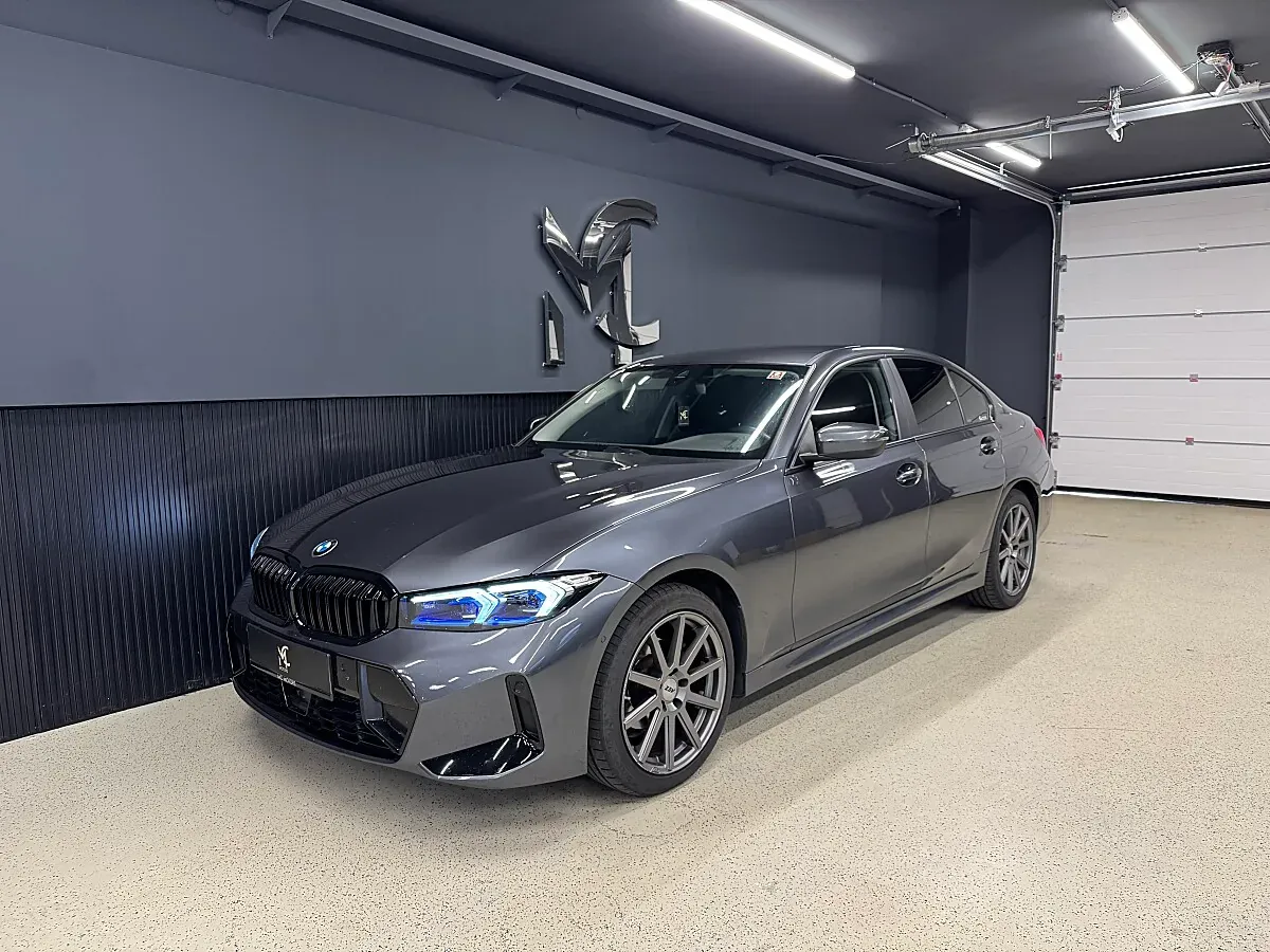 BMW 3 Series 2021 photo 2
