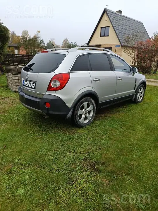Opel Antara 2008 photo 2