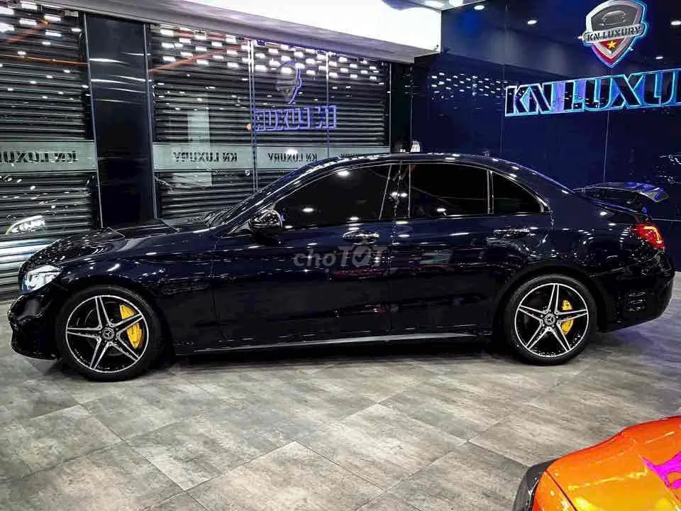 Mercedes-Benz C300 2020 photo 2