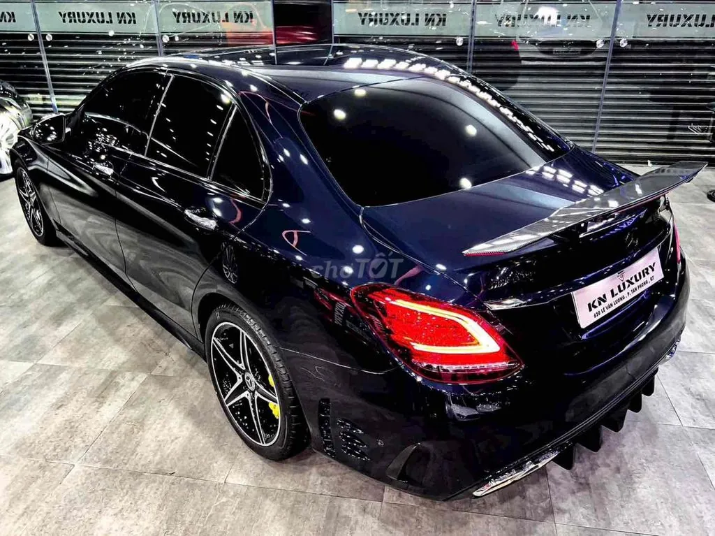 Mercedes-Benz C300 2020 photo 4