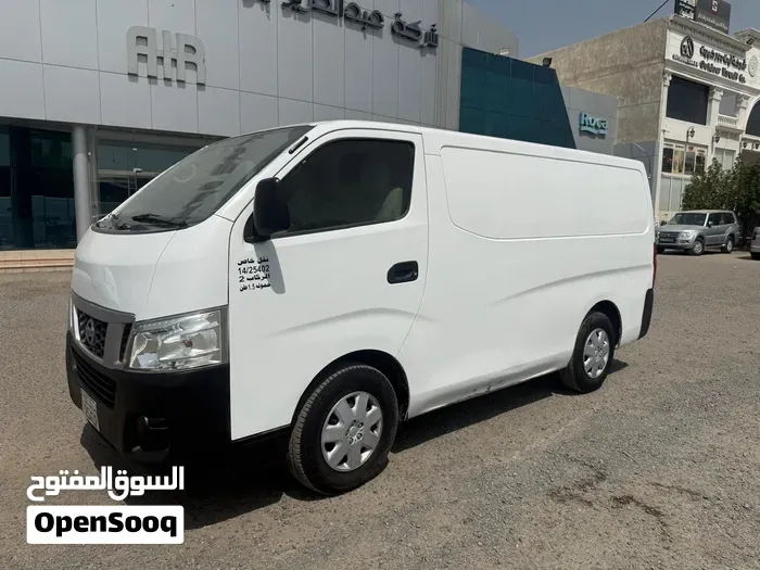 Nissan Urvan 2016 photo 2