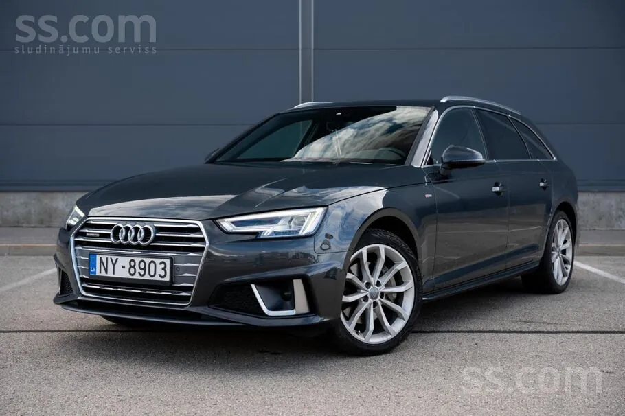 Audi A4 2019 photo 2