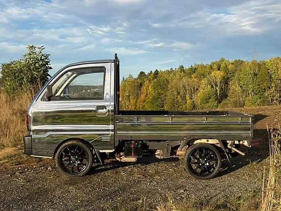 Mitsubishi Minicab 1993 photo 3