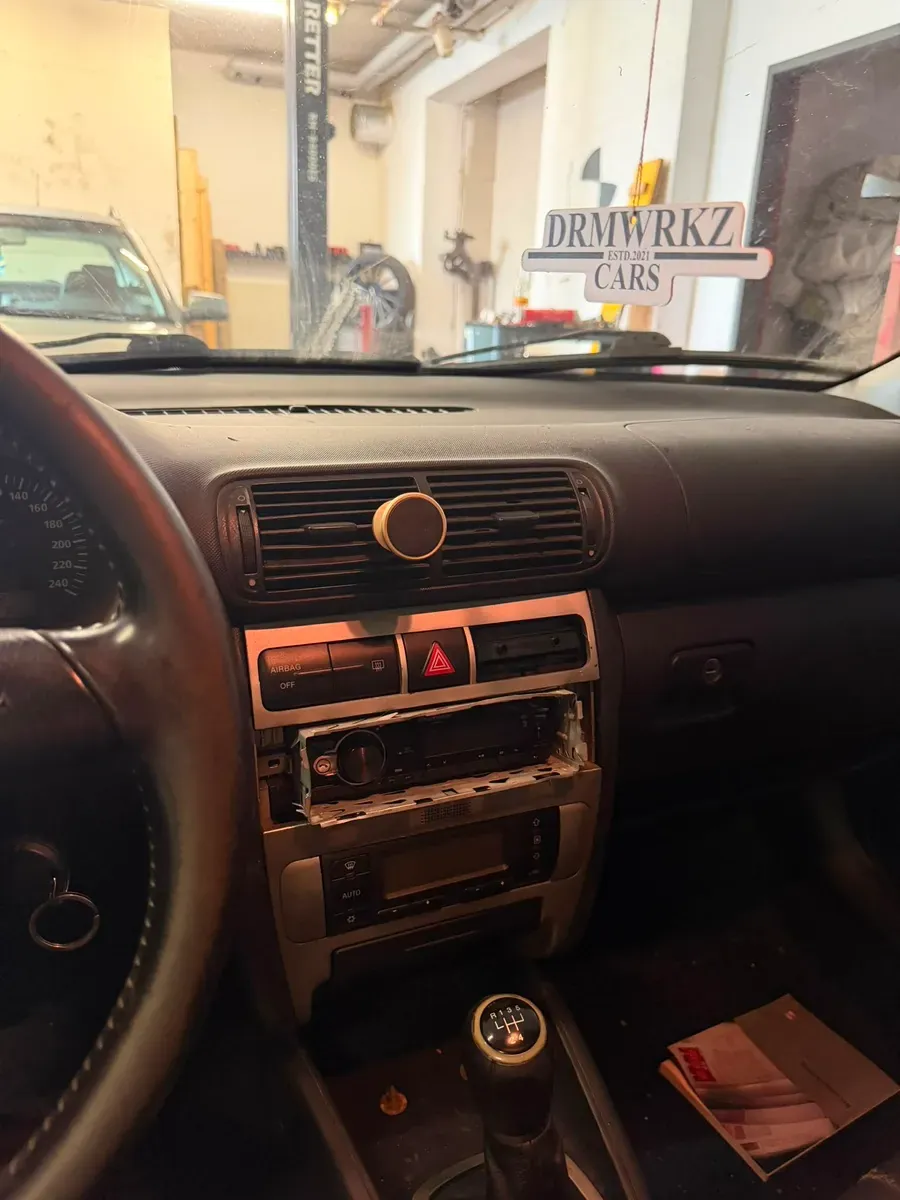 Seat Leon 2003 photo 2