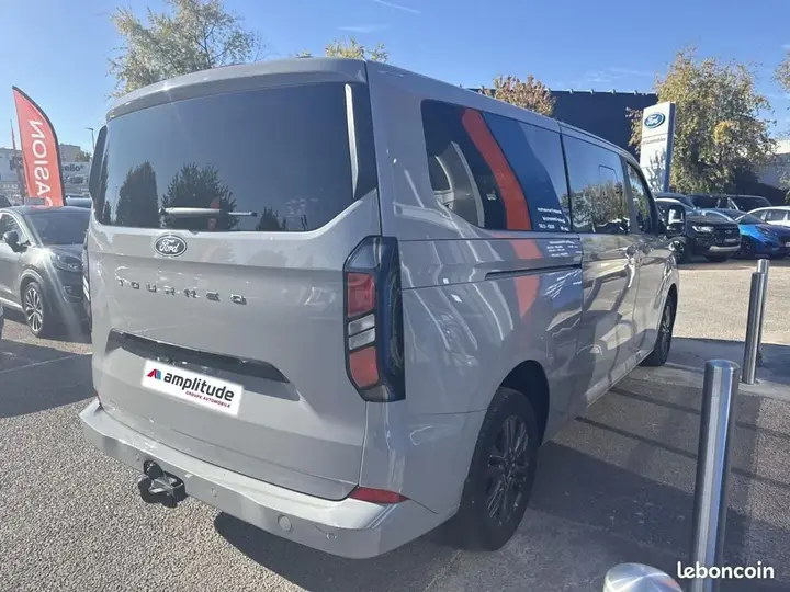 Ford Tourneo Custom 2024 photo 5