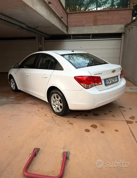 Chevrolet Cruze 2012 photo 2