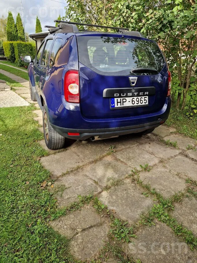 Dacia Duster 2011 photo 3