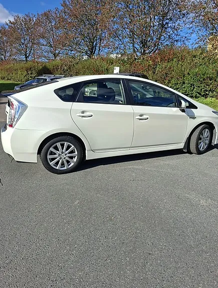 Toyota Prius 2012 photo 4