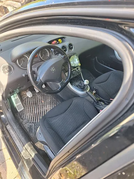 Peugeot 308 2010 photo 3