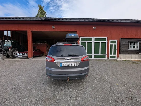 Ford S-Max 2013 photo 3