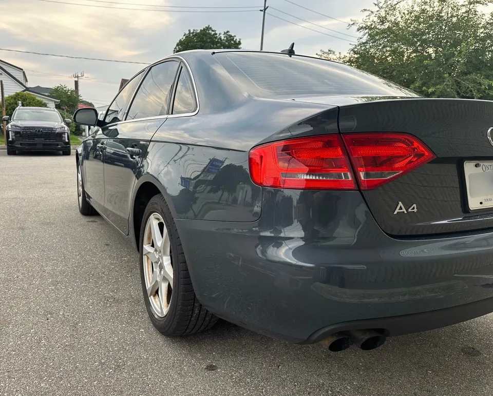 Audi A4 2009 photo 4
