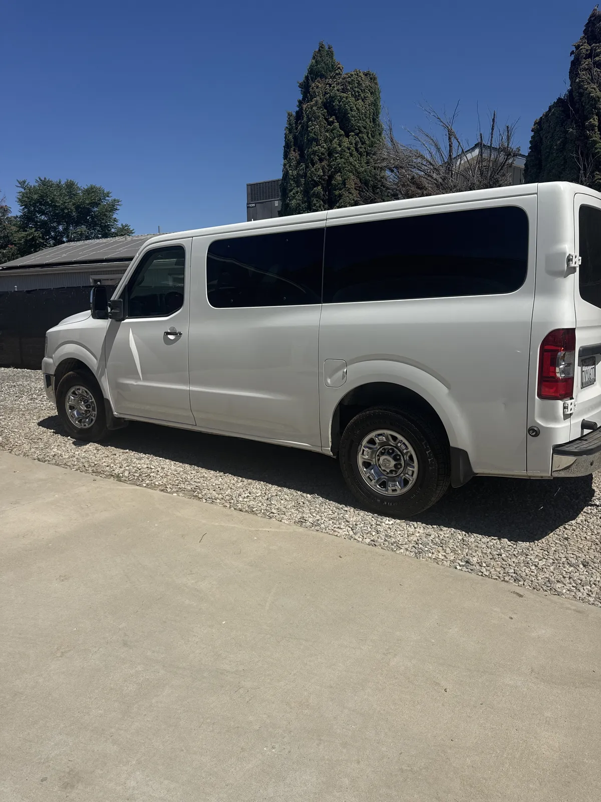 Nissan Nv 3500