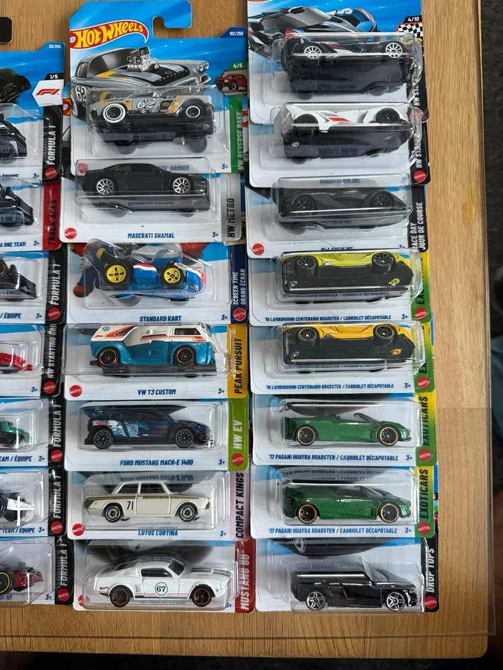 Hot Wheels Autos