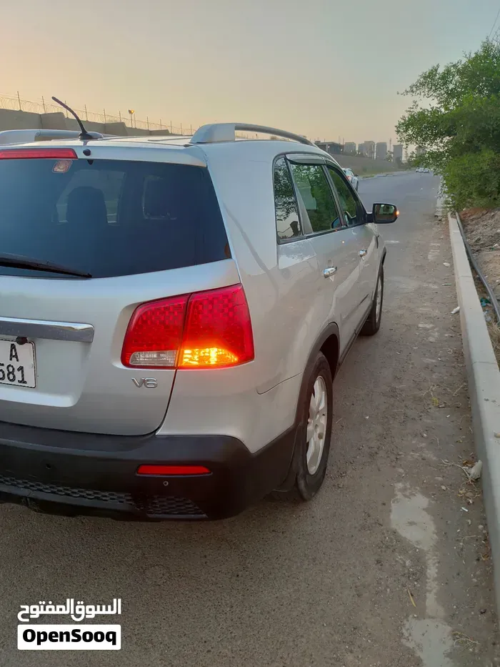 Kia Sorento 2011 photo 4