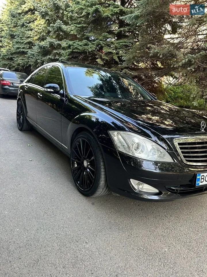 Mercedes-Benz S-Class 2005 photo 3