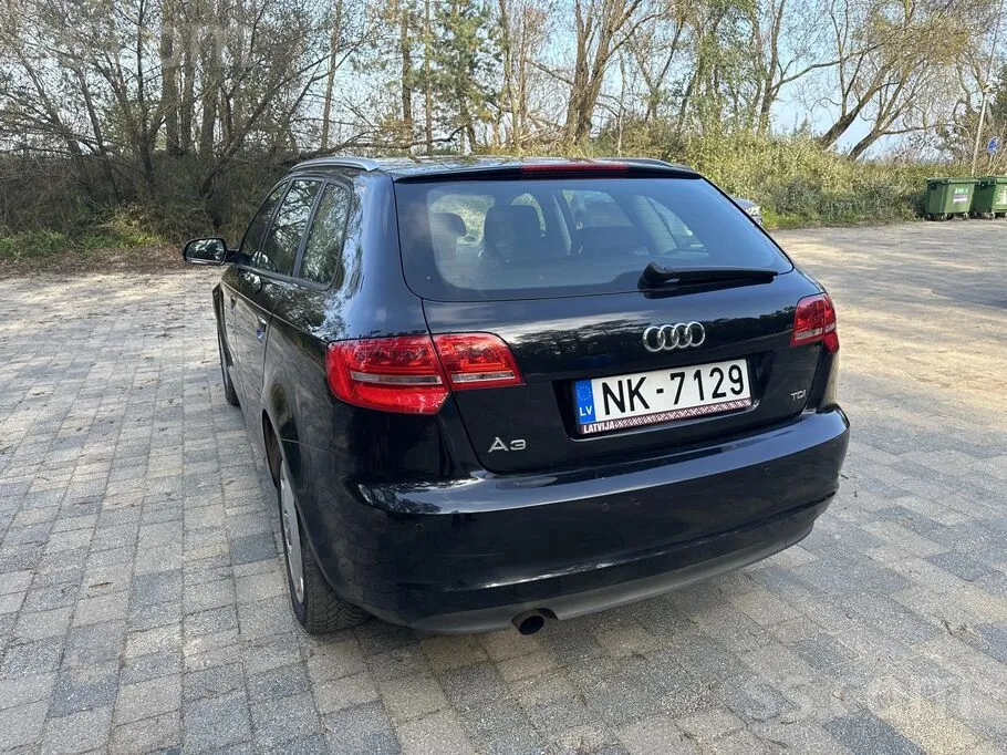 Audi A3 2011 photo 3