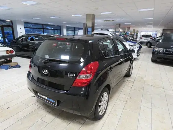 Hyundai I20 2010 photo 5
