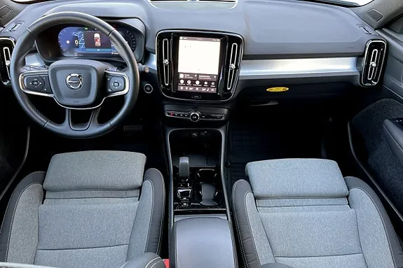 Volvo Xc40 2025 photo 4