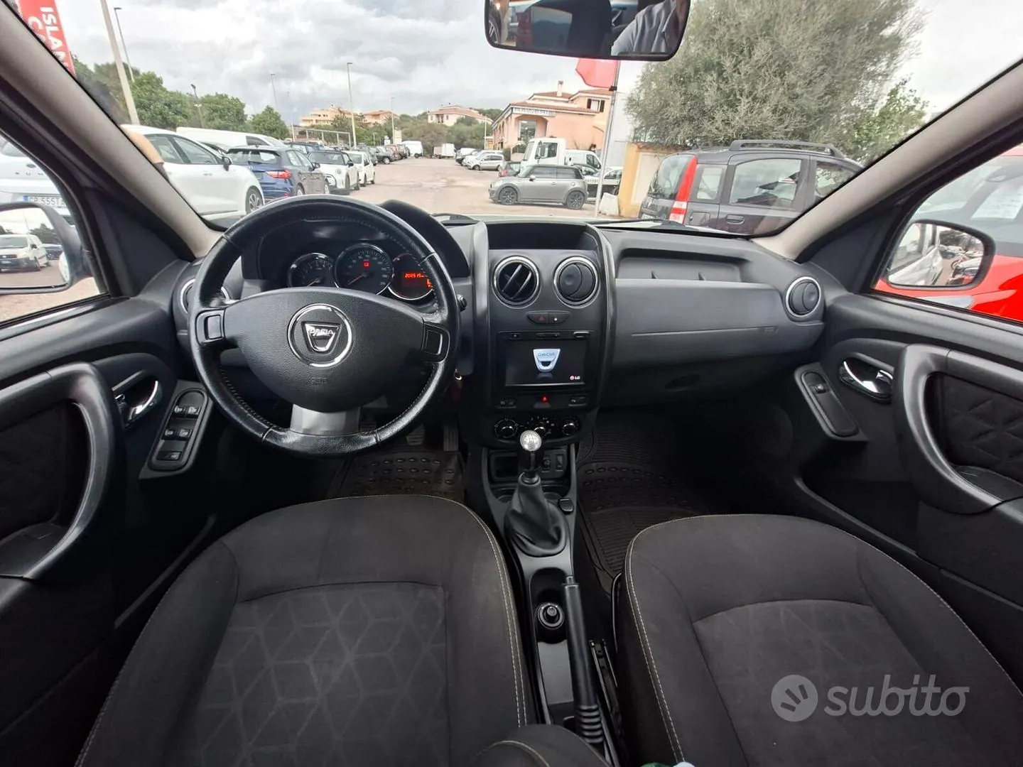 Dacia Duster 2015 photo 4