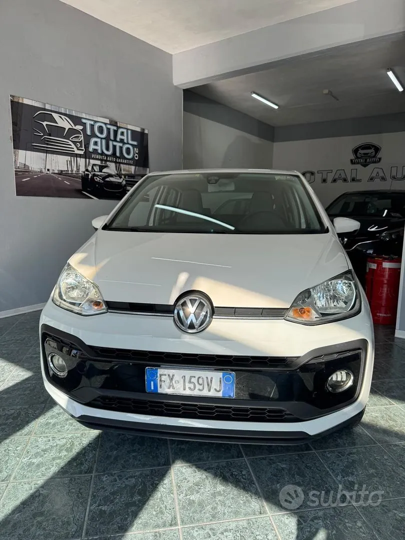 Volkswagen Up 2019 photo 2