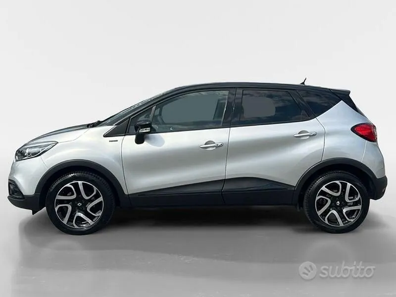 Renault Captur 2016 photo 2